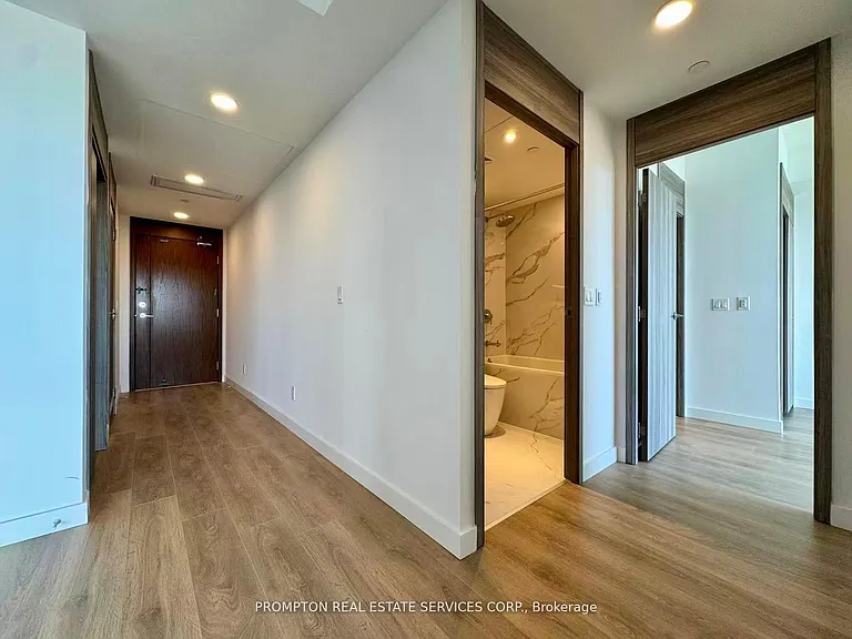 75 Billes Hts #1201 — Photo 3