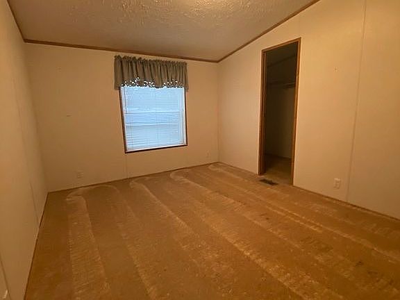 4th image of 97D Mall Dr