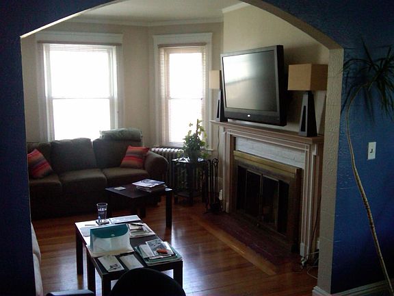 the blue wall has been repainted. this is from a prior tenant