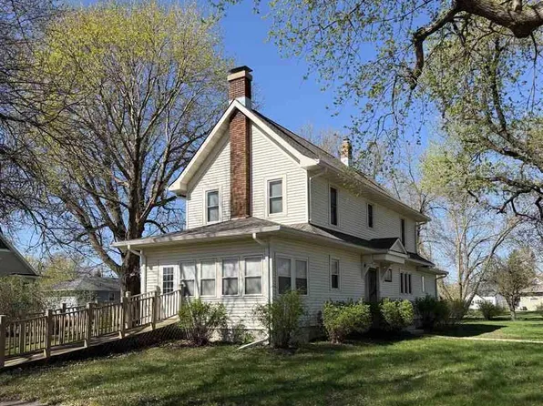 111 Ann St N, Minnesota Lake, MN 56068