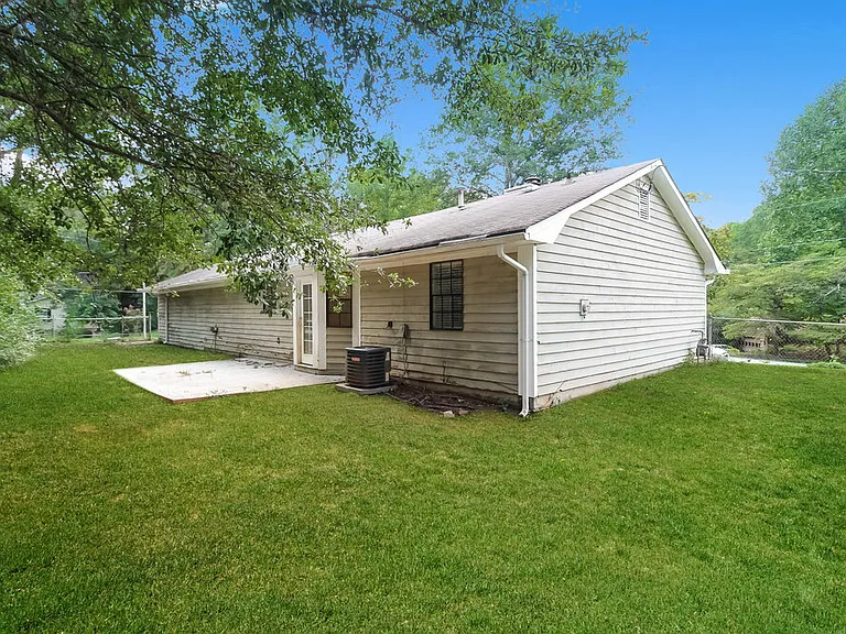 4114 Red Laurel Way — Photo 24