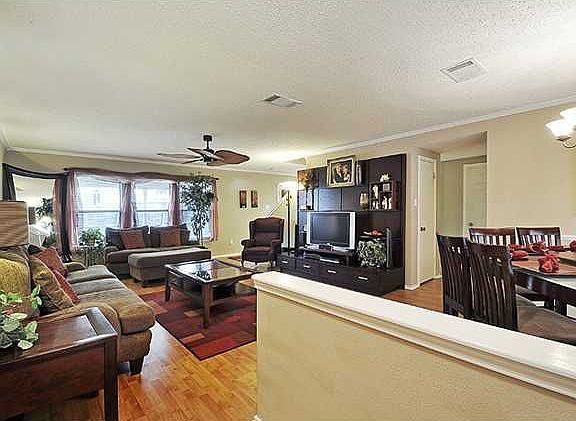 3rd image of 2615 Byfield Dr