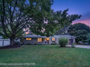 3604 Aragon Dr, Lansing, MI 48906