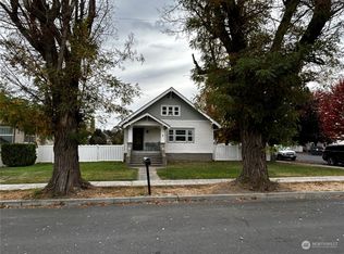 502 E 1st Ave, Odessa, WA 99159