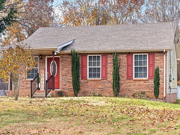 2nd image of 2830 Summertree Ln