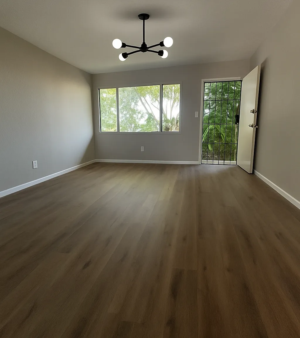 2 bed, 841 sqft, $2,500 — Photo 4
