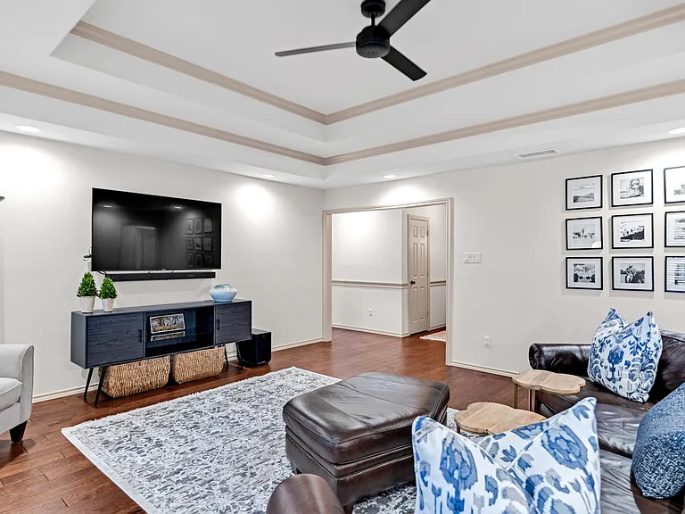 5202 Heatherdale Dr — Photo 37