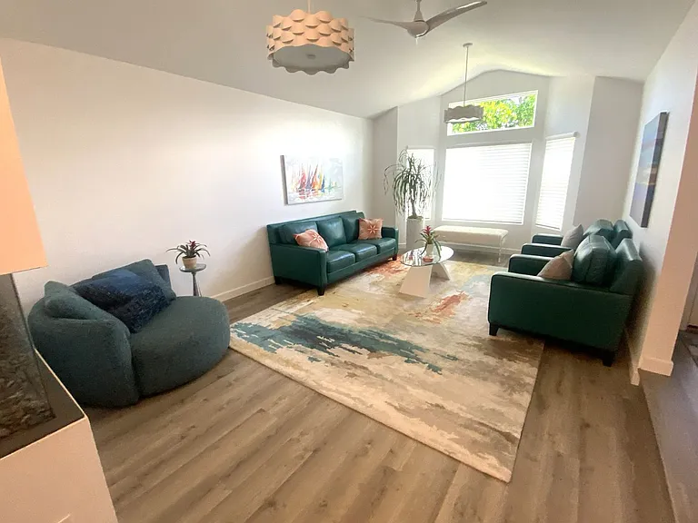 4545 Cathann St — Photo 3