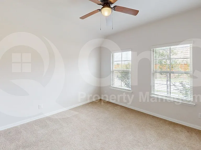 1004 Coppersmith Way — Photo 9