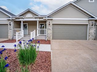 4293 Mill Ridge Cir, Eau Claire, WI 54703