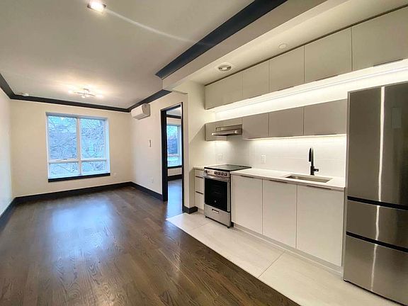 3rd image of 1078 Bergen St #4BB