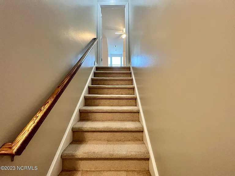206 Sandy Springs Rd — Photo 35