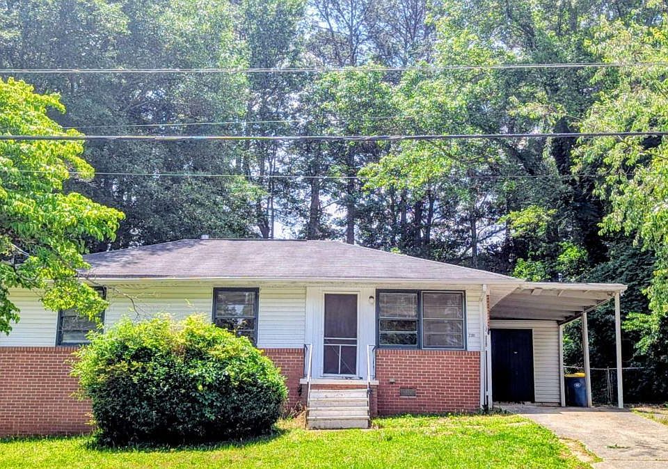 1st image of 2381 Woodland Dr NW