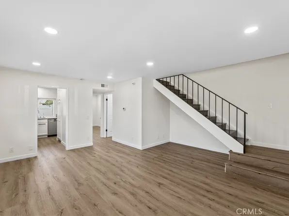 51 Golden Glen St #1, Irvine, CA 92604