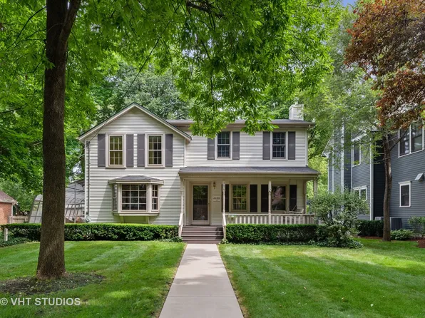 314 E Liberty St, Barrington, IL 60010