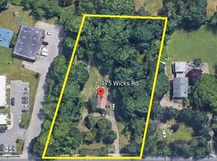 175 Wicks Rd, Brentwood, NY 11717