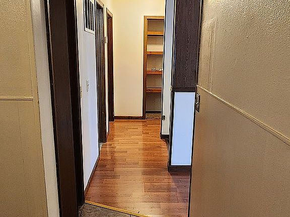 2nd image of 1313 Summit St