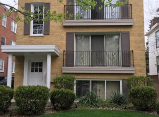 116 Pine Ave APT 2, Riverside, IL 60546