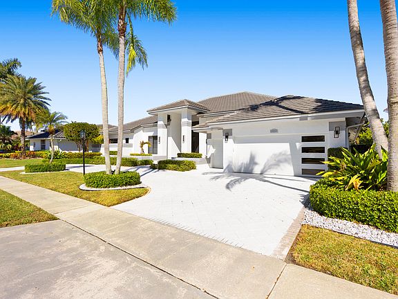 4th image of 10522 Stonebridge Blvd