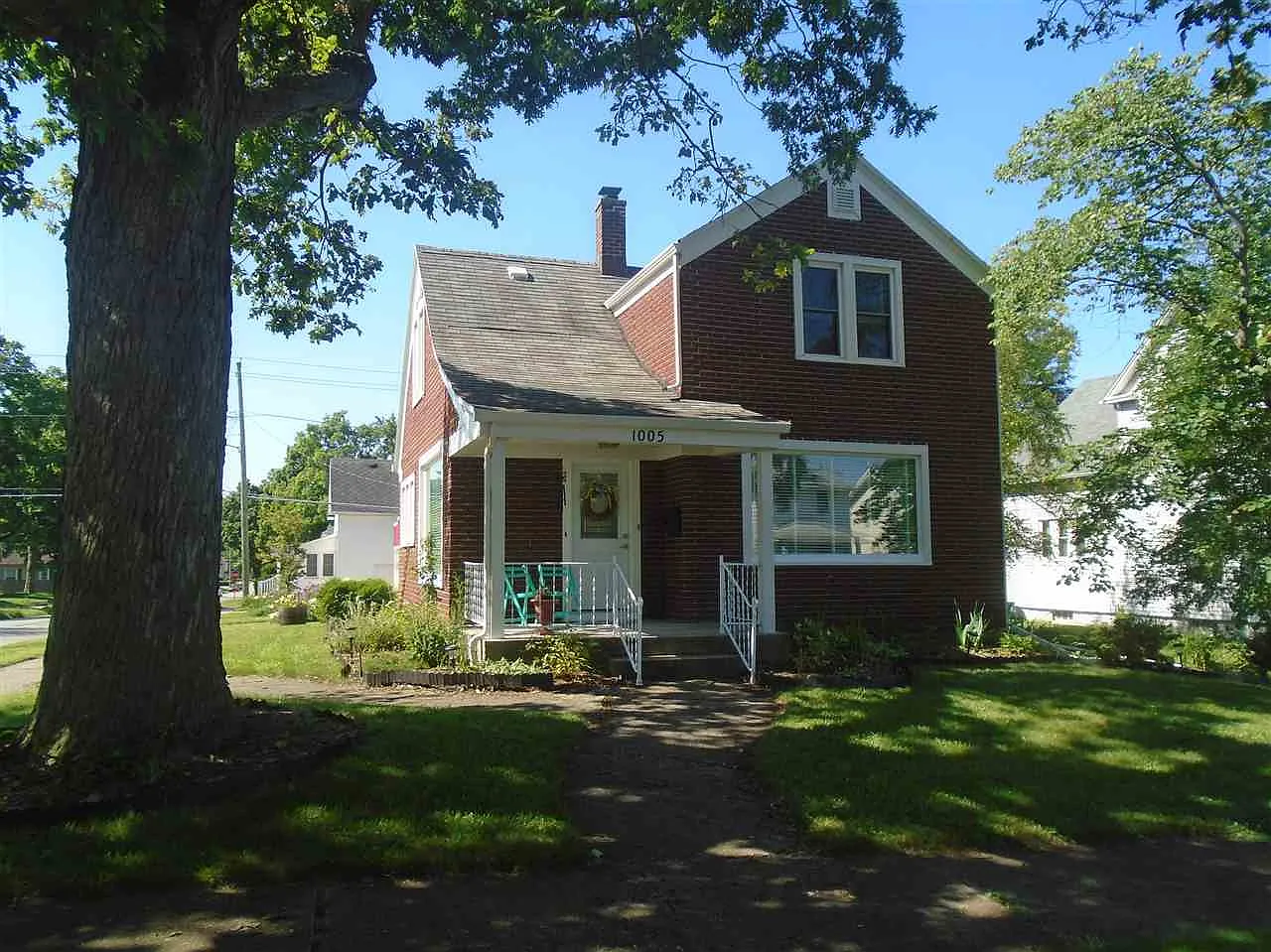 1005 Archer Ave photo 1