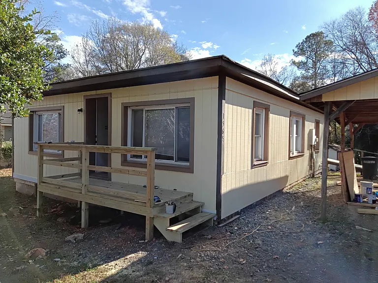 E Hensley Rd — Photo 8