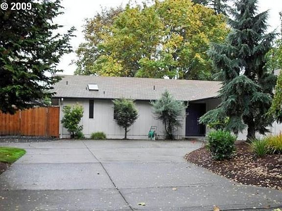3590 HIckory Ave., Eugene