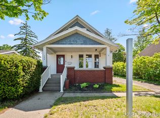 124 N Warren Ave, Big Rapids, MI 49307