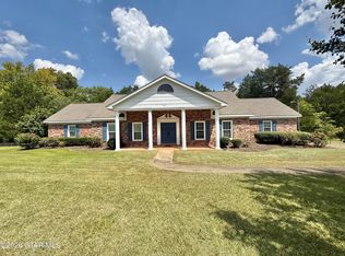 227 Pinecrest Dr, Macon, MS 39341