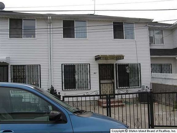 2nd image of 40 Thelma Ct
