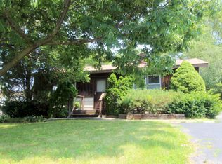 2618 S Thomas Ct, McHenry, IL 60051