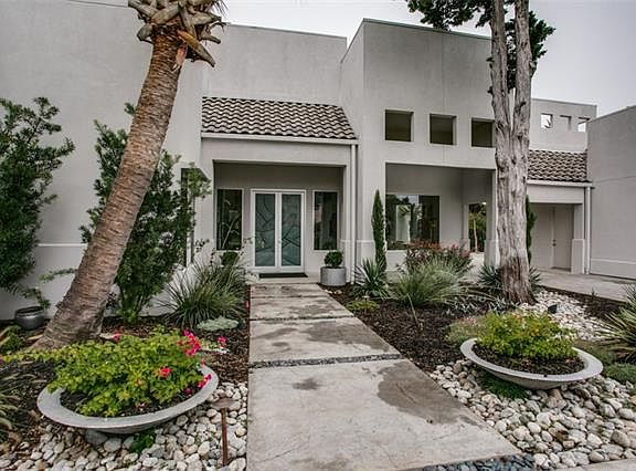 3rd image of 1813 Windmill Hill Ln