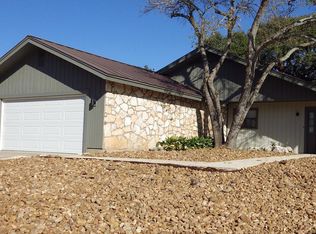 504 Fairway Dr, Kerrville, TX 78028