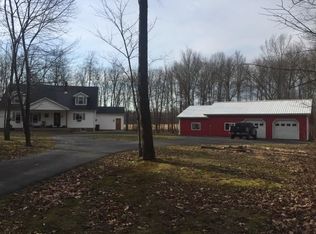 98 Delaware Rd, Fredonia, PA 16124