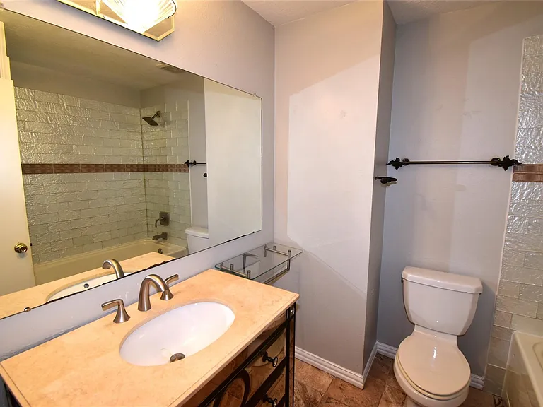 21022 Creek Edge Ct — Photo 24