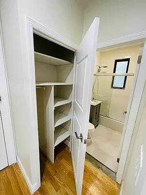 Rented by Voro New York | media 6