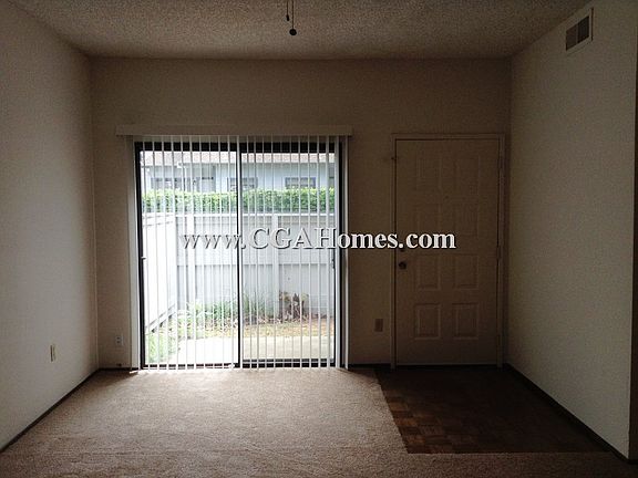 5th image of 6219 Oak Valley Ln