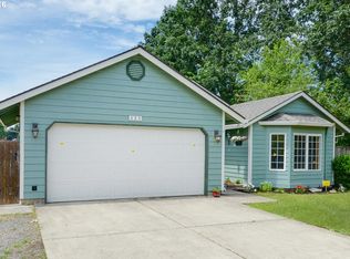 435 10th St, Washougal, WA 98671