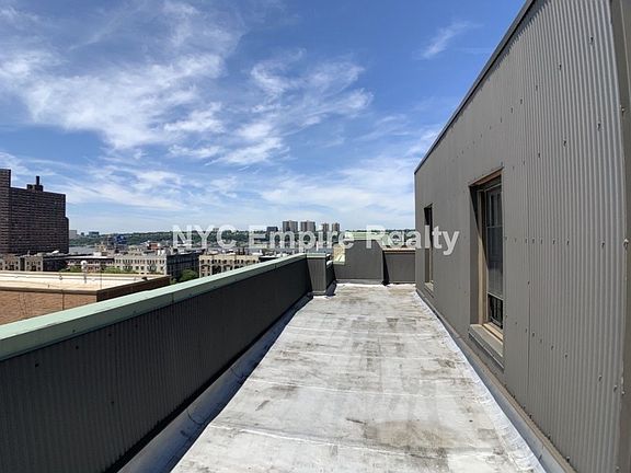 2nd image of 53 Hamilton Ter