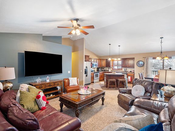 4th image of 2010 S Barret Pl #46