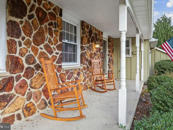 307 Mohawk Dr, Wenonah, NJ 08090