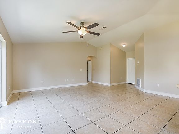 3rd image of 1510 Coronet Dr