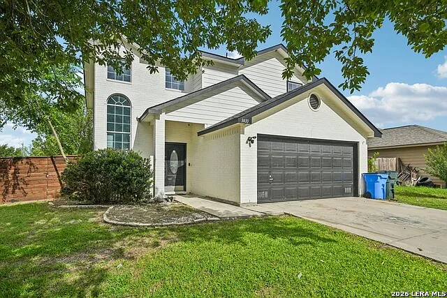 4 bed, 2.5 bath, 1866 sqft, $2,400 — Photo 2