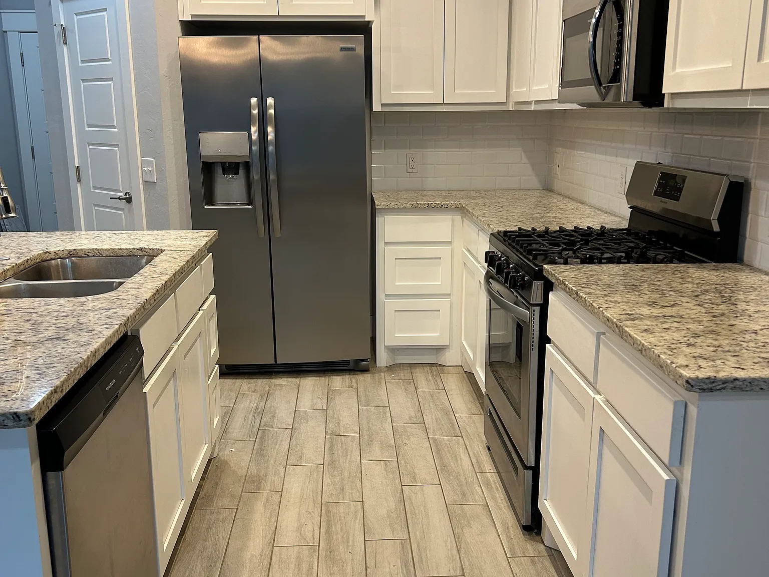 3 bed, 1686 sqft, $1,800 — Photo 4