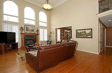 4th image of 7861 Honeysuckle Dr