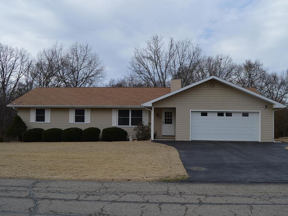 1st image of 12 Northwoods Dr