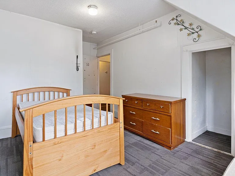 92 Church St #3 — Photo 3
