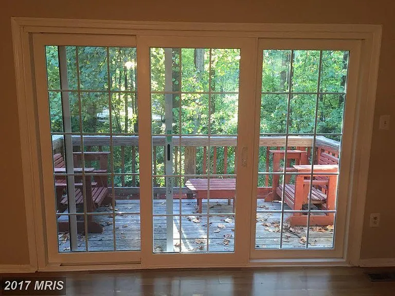 5912 Roberts Common Ct — Photo 5