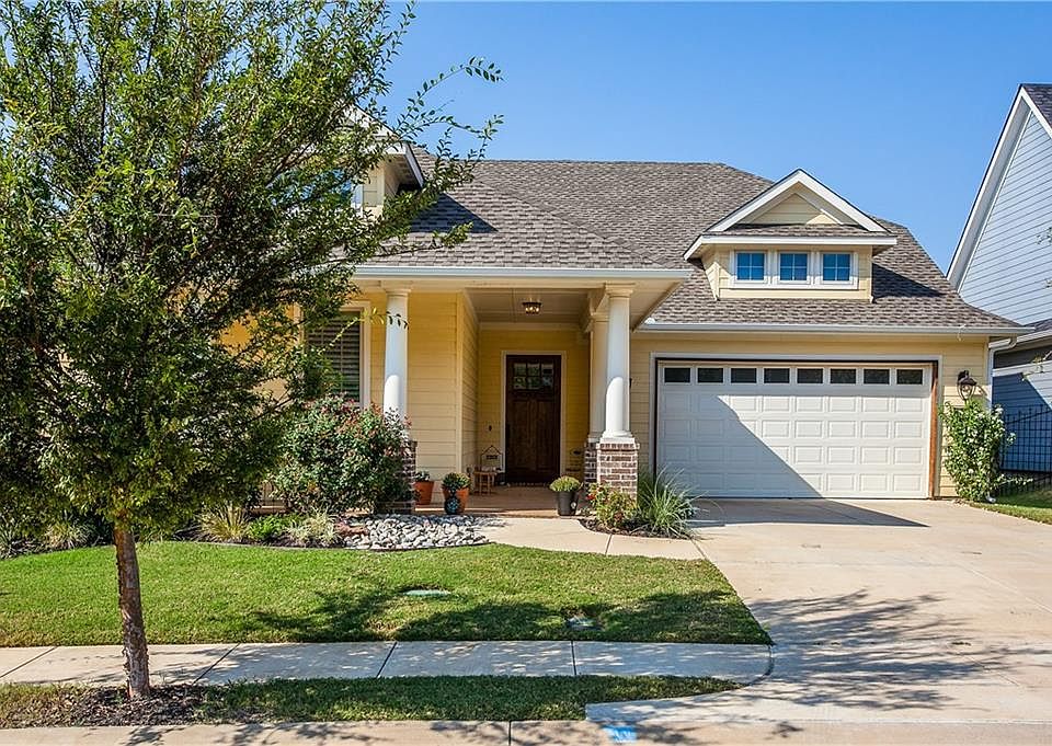 1st image of 531 Village Way