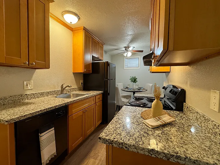 AltaVista Commons — Photo 6