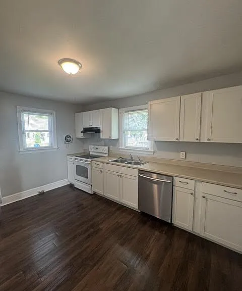 505 Warren Ave — Photo 5
